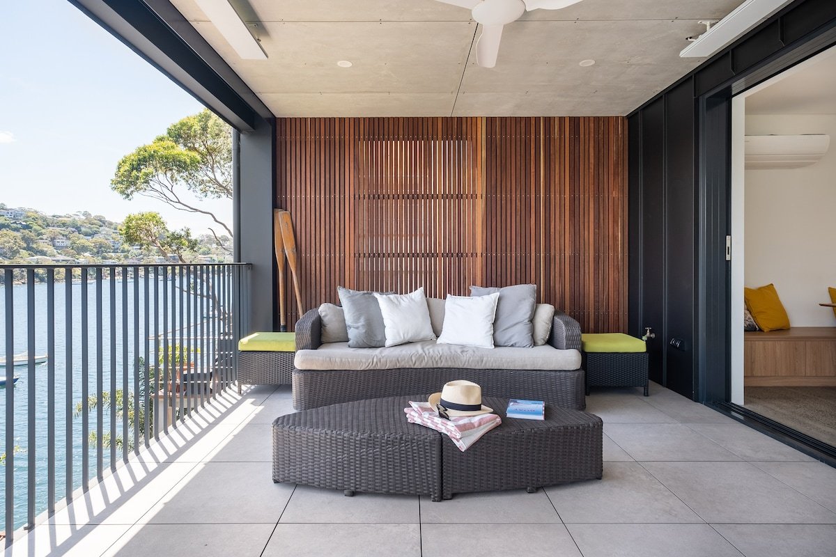 Water front Pool House on Sydney Harbour. gallery image 5