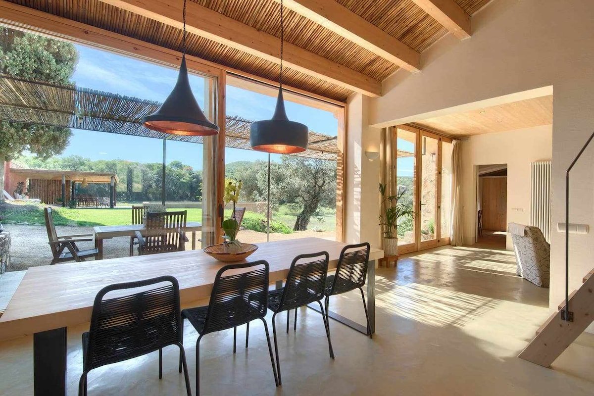 Mas Prats • rural home • gallery image 2