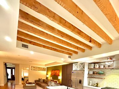 Premium Brownstone, King Suites, Office, Library