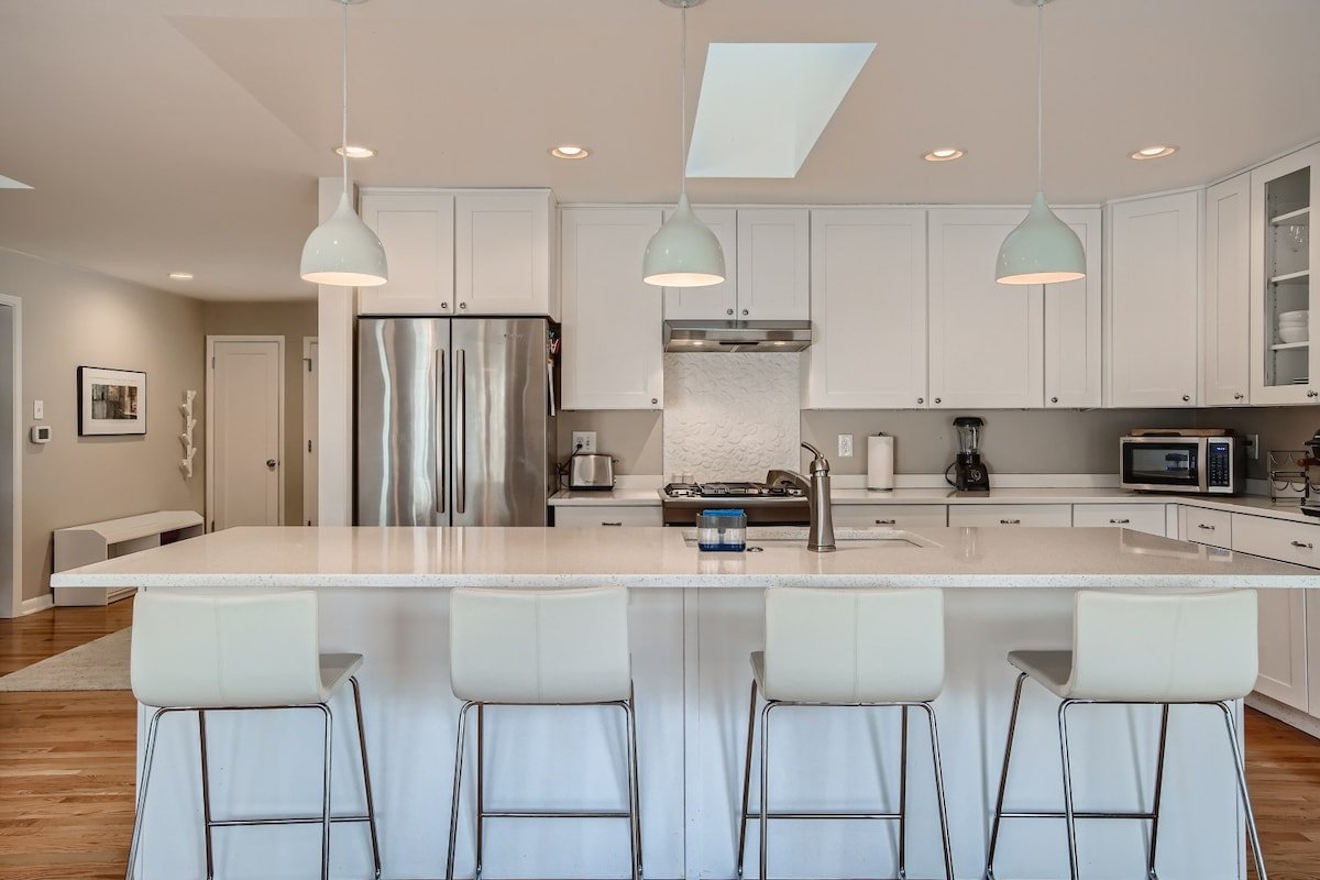 Family Friendly I Near DU I 3bd Single Story Ranch gallery image 2