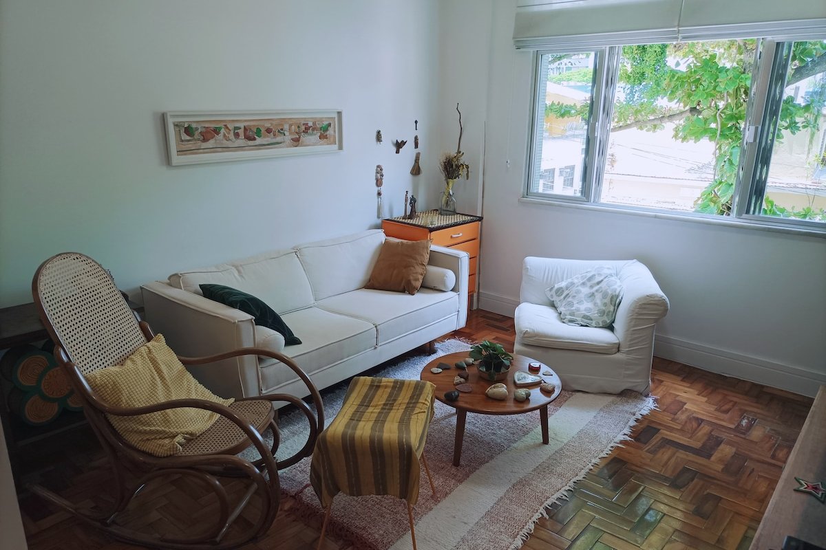 Refúgio Humaitá – 2 Quartos – 10min de Copacabana! gallery image 5