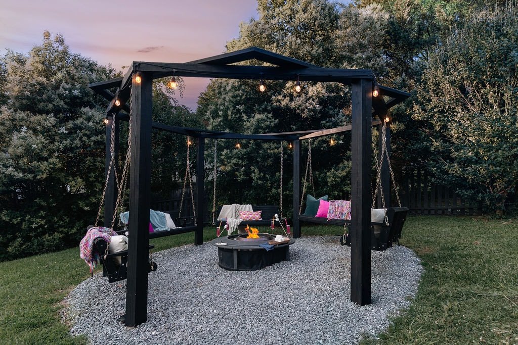 Hot Tub | Fenced Yard | 15 mins to DT | Firepit gallery image 3