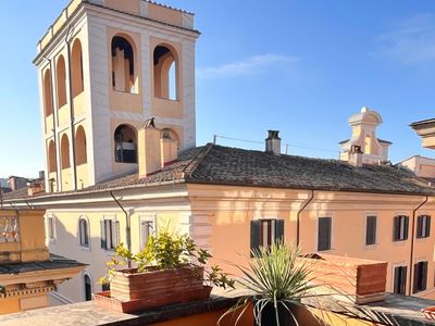 DIECI at Spanish Step – Belsiana Luxury Apartment