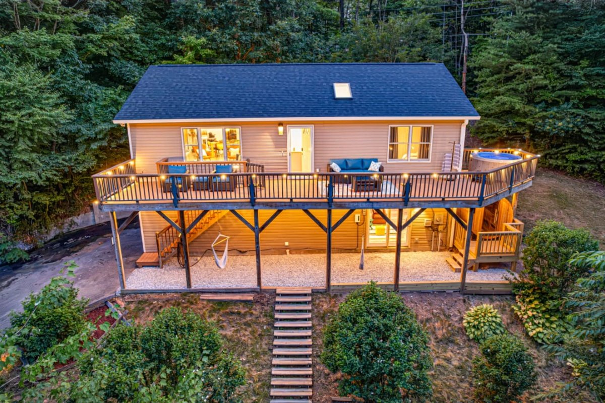 AVL Mountain & River View Retreat Hot Tub & Sauna