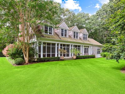 Designer’s Hamptons Stunner