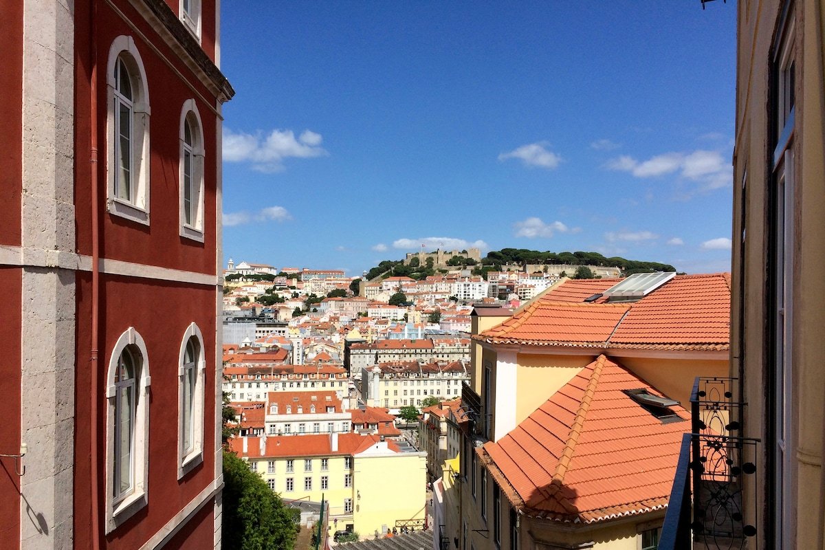 Condessa80 (A) Style & Chic in Chiado gallery image 2