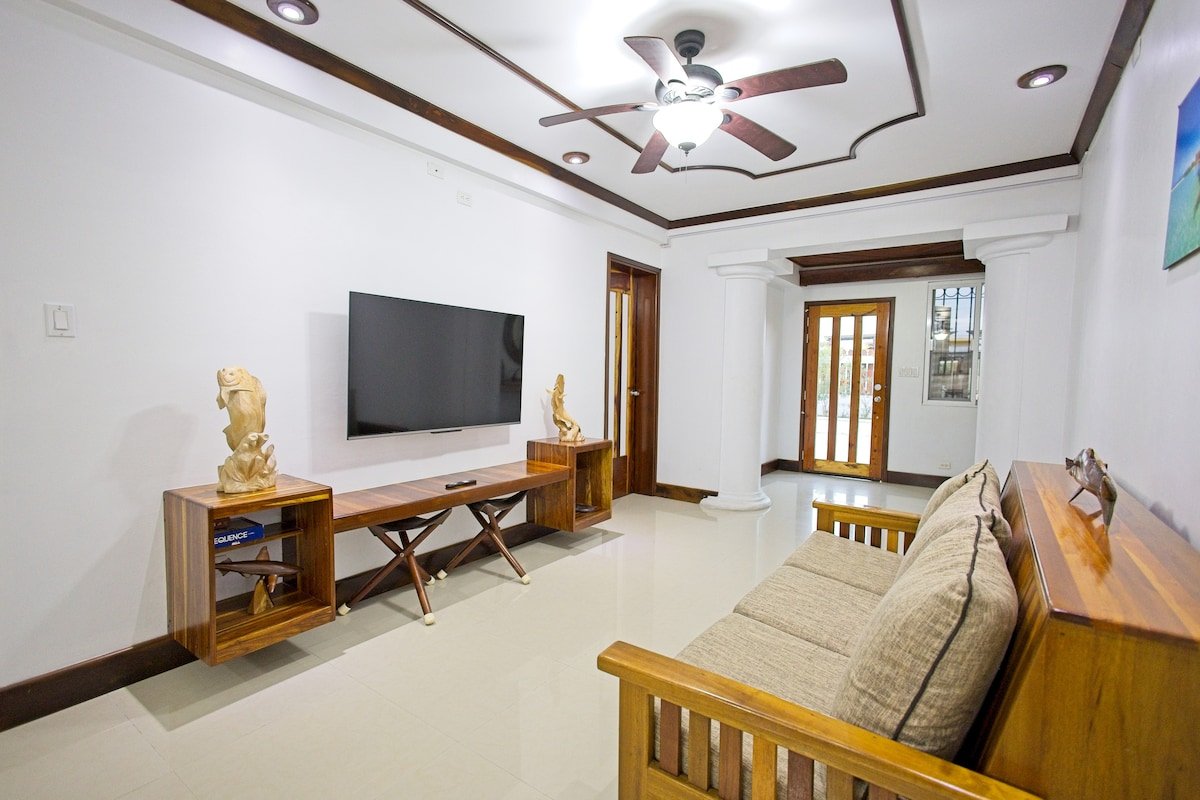 SeaView 7 Bed 7 Bath Apartment in Belize City gallery image 5