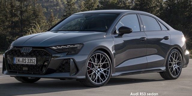 RS3 QUATTRO STRONIC