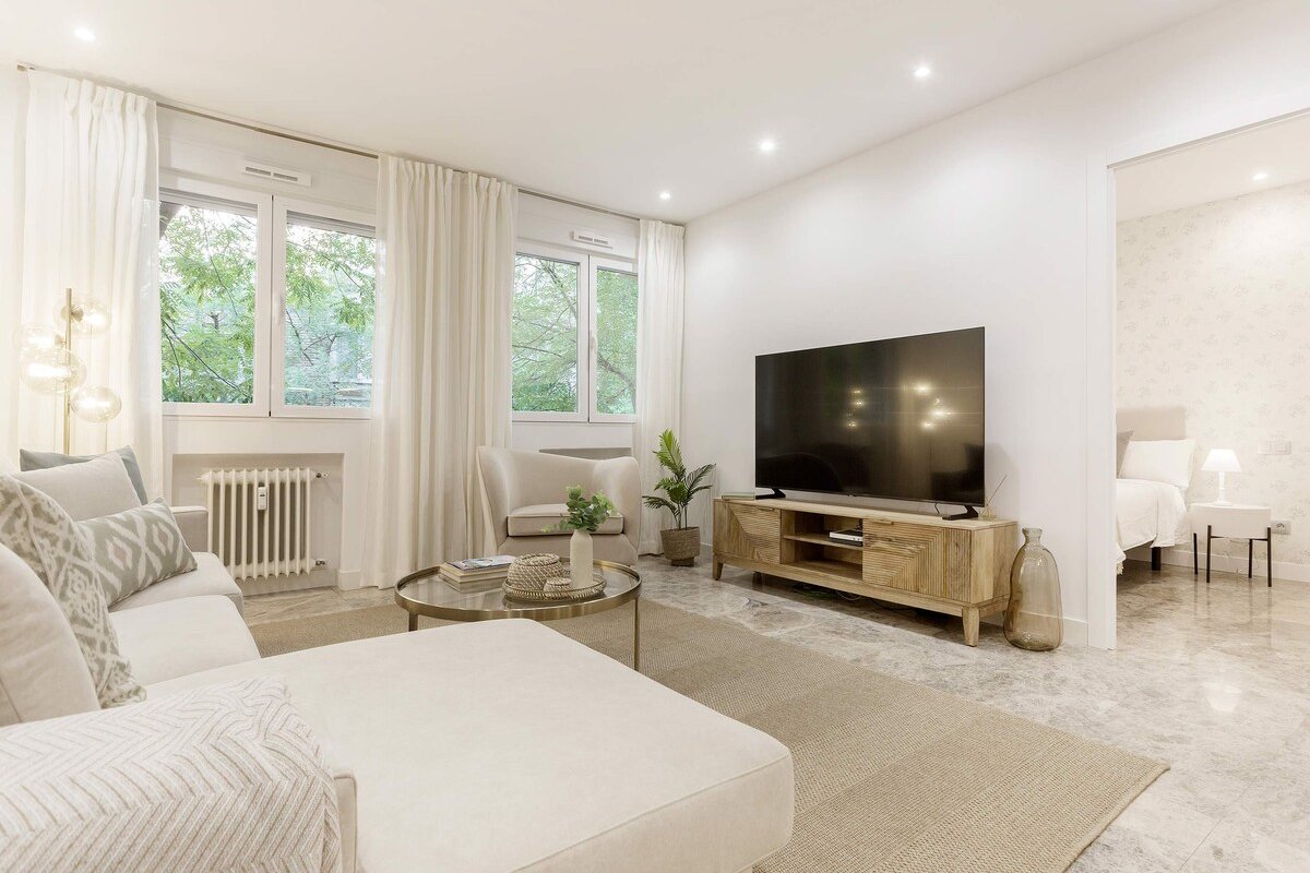 Exclusive apartment in Madrid. Goya gallery image 3