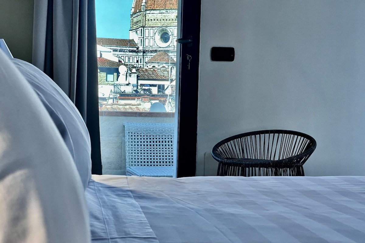 Renascentia penthouse with terrace gallery image 4