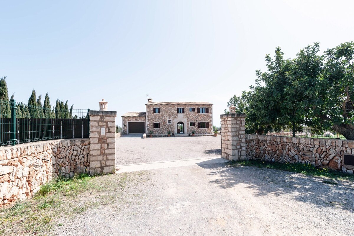 Casa con Piscina, barbacoa, AACC y Wifi gallery image 3