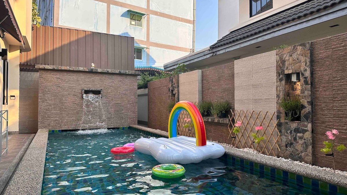 Thonglo25 Swimming pool Villa素坤逸铜锣25巷6卧4卫泳池花园别墅 gallery image 5