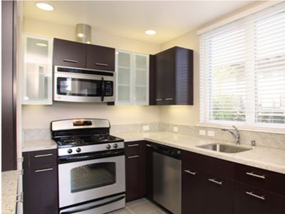 ** 2BR LUXURY Apt in Palo Alto **