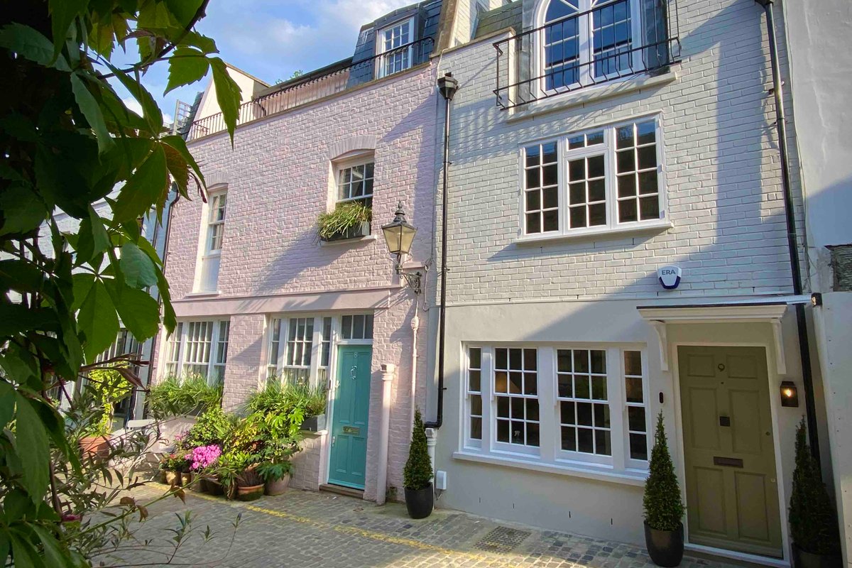 New Luxury Town House with AC