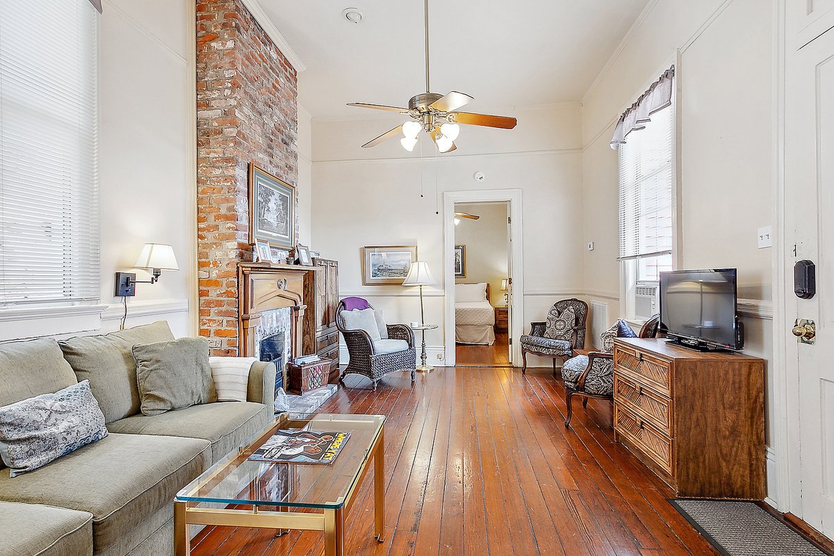 #6 French Quarter, Frenchmen Street, Verandah