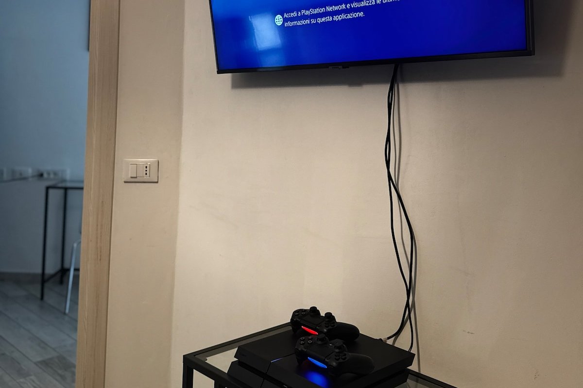 Four bedroom apartment in the centre of the city gallery image 5