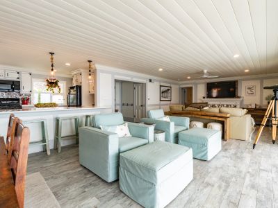 Chelsea St Seaside Cottage