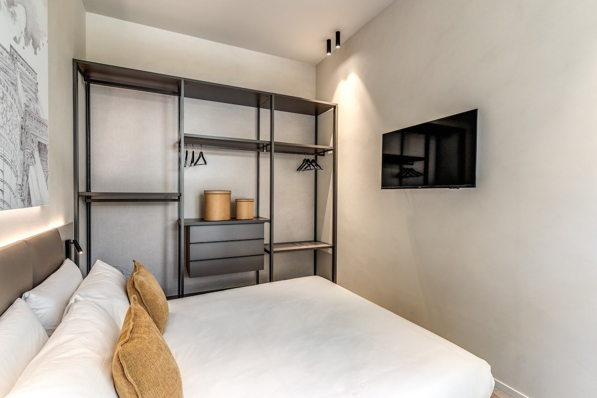 Seety Porta Romana Statue – 4.001 gallery image 2