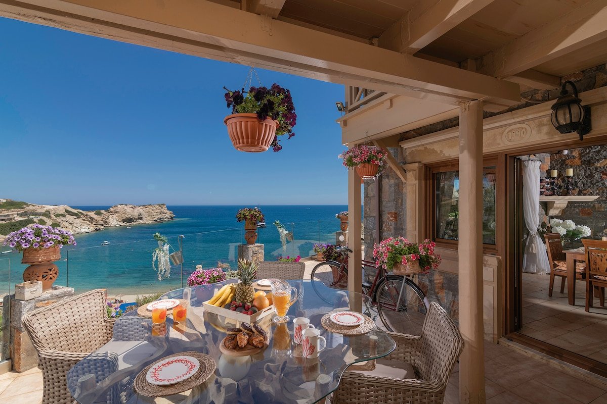 Felini palace gallery image 3