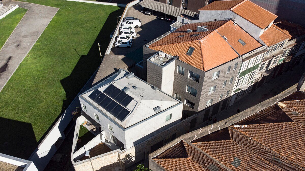 PortoSoul Trindade AP05 – Private Terrace&Jacuzzi gallery image 3