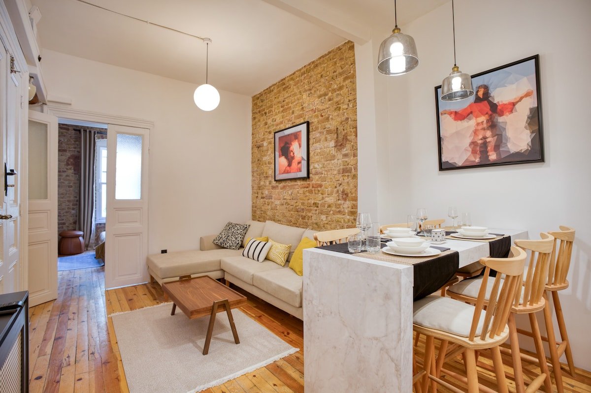 The Galata Tower2 ; Most Central 3AC w/ Balcony gallery image 3