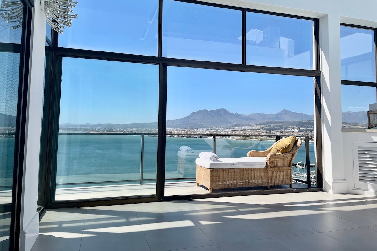 Stunning ocean view house with heated indoor pool gallery image 4