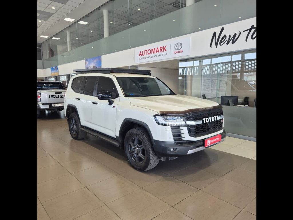 TOYOTA LANDCRUISER 300 V6 3.3D GR-S for Sale in South Africa