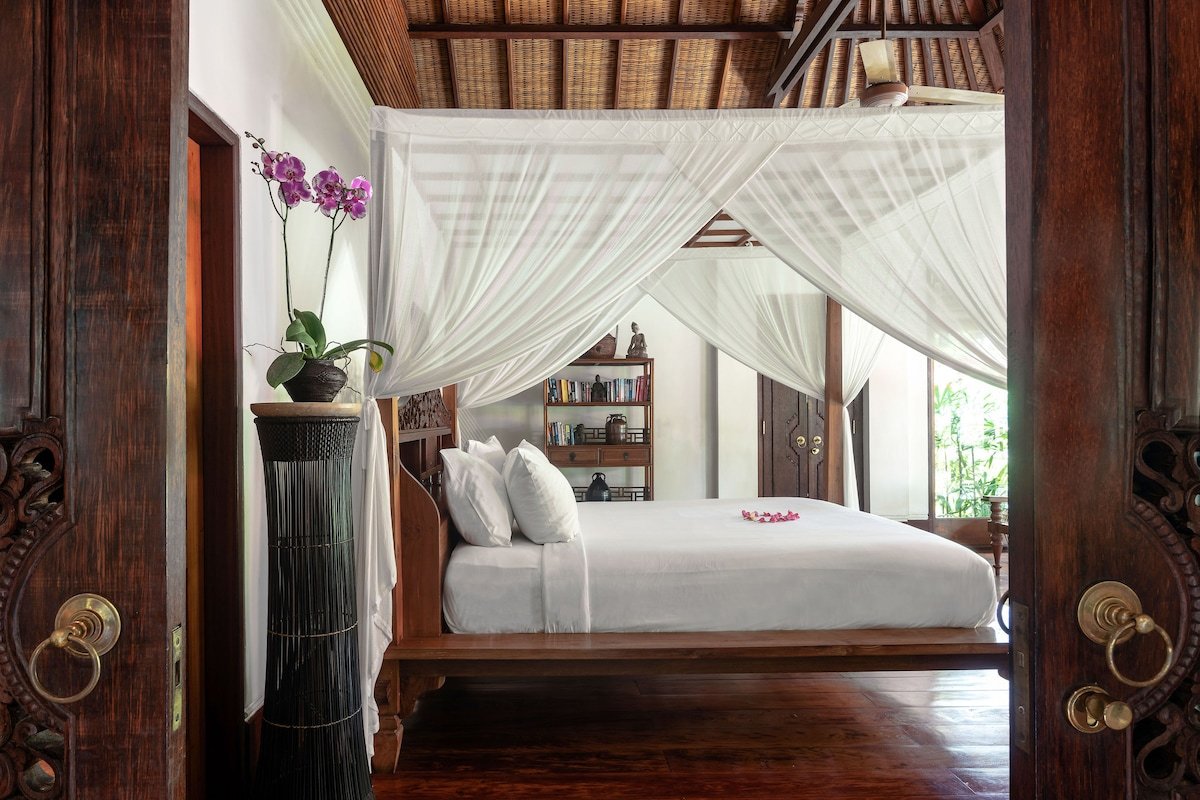 Villa Pangi Gita: Private Chef, Pool, Garden gallery image 2