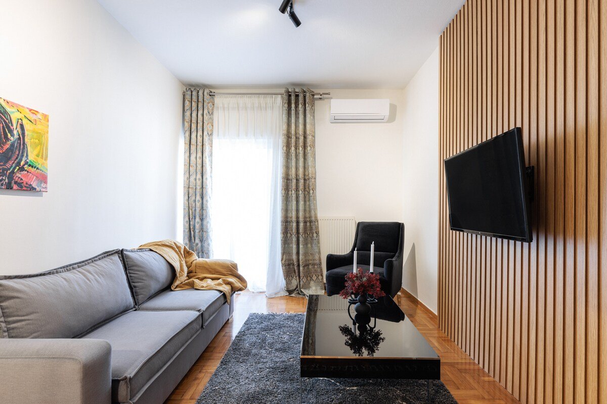 Macadamia – Agias Sofias square #Skgbnb gallery image 4