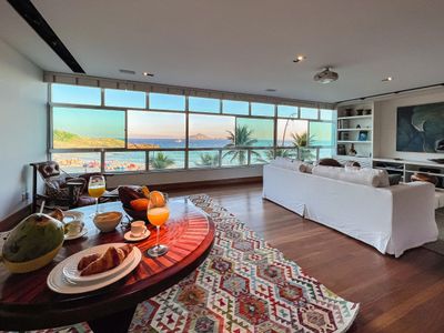 Apartment with sea view in Arpoador