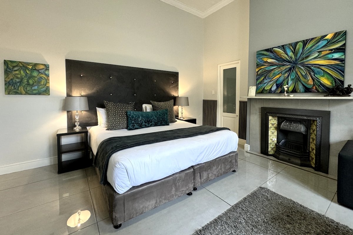 Perfect 6 bedroom Green Point Gem gallery image 2