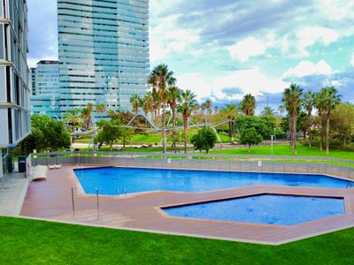 Luxury beach apartment(Parking free)