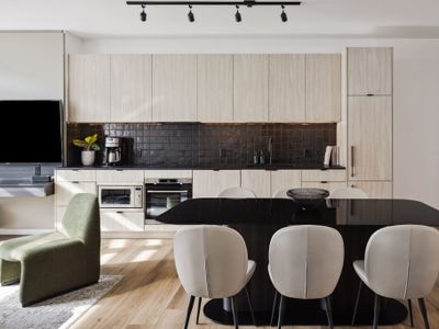 Smithe House -Two-Bedroom, Two-Bath Apartment