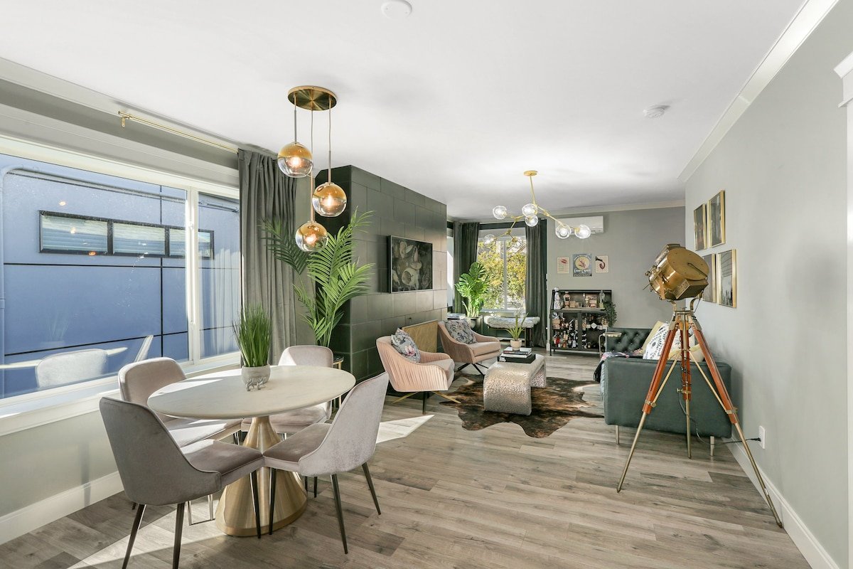 Casa Ballard-Mid-Century Modern Entire House gallery image 5