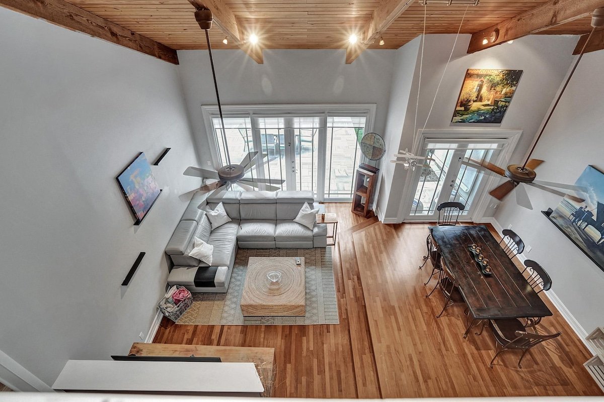 Fun Location! 1 block to Las Olas w/Pool & Parking gallery image 5