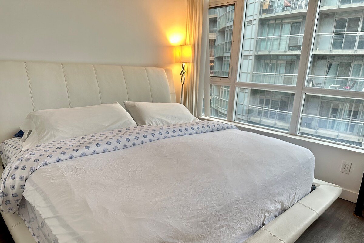 Spaciuos Suite w/parking gallery image 4