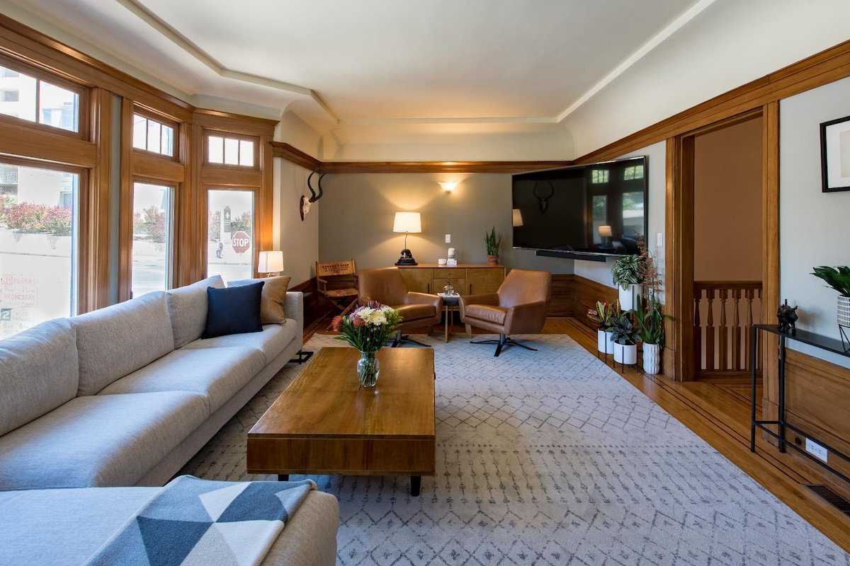 2Bed/2Ba Walk to OutsideLands and Dead&Co gallery image 2