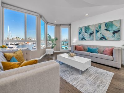 Waterfront Bright & Stylish-Resort Style Amenities