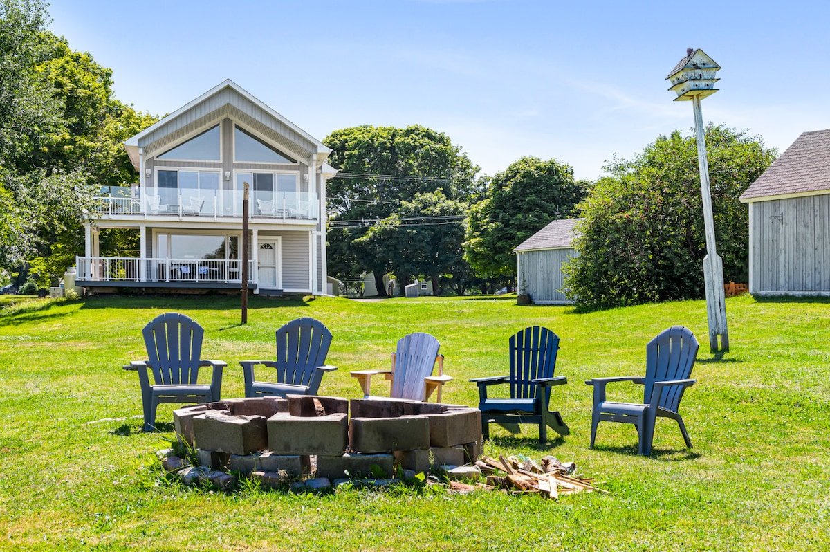 Sea La Vie- Ocean View Vacation Home gallery image 2