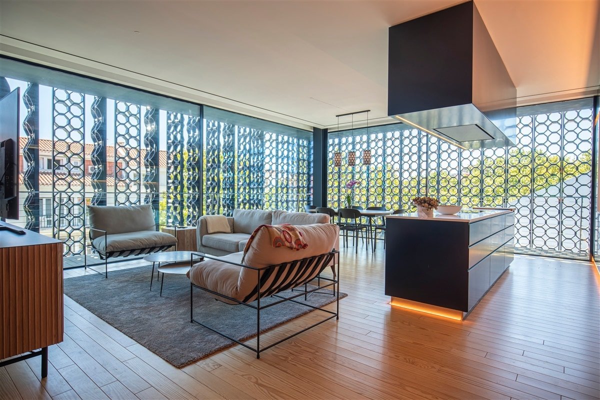 New Luxury Building in the heart of Cascais gallery image 2