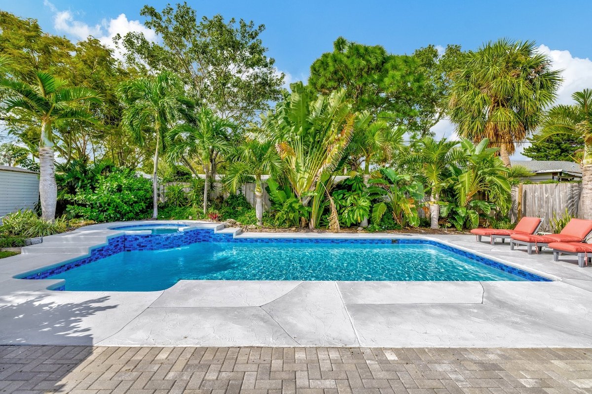 Pompano Paradise-Walking Distance to Beach gallery image 2