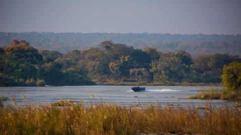 Boating on the Zambezi - Boating on the Zambezi