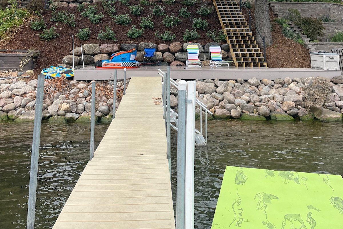 Minnetonka Lake Front Stunner! gallery image 2