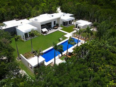 L’and is a Luxury 7-bedroom Villa like no other.