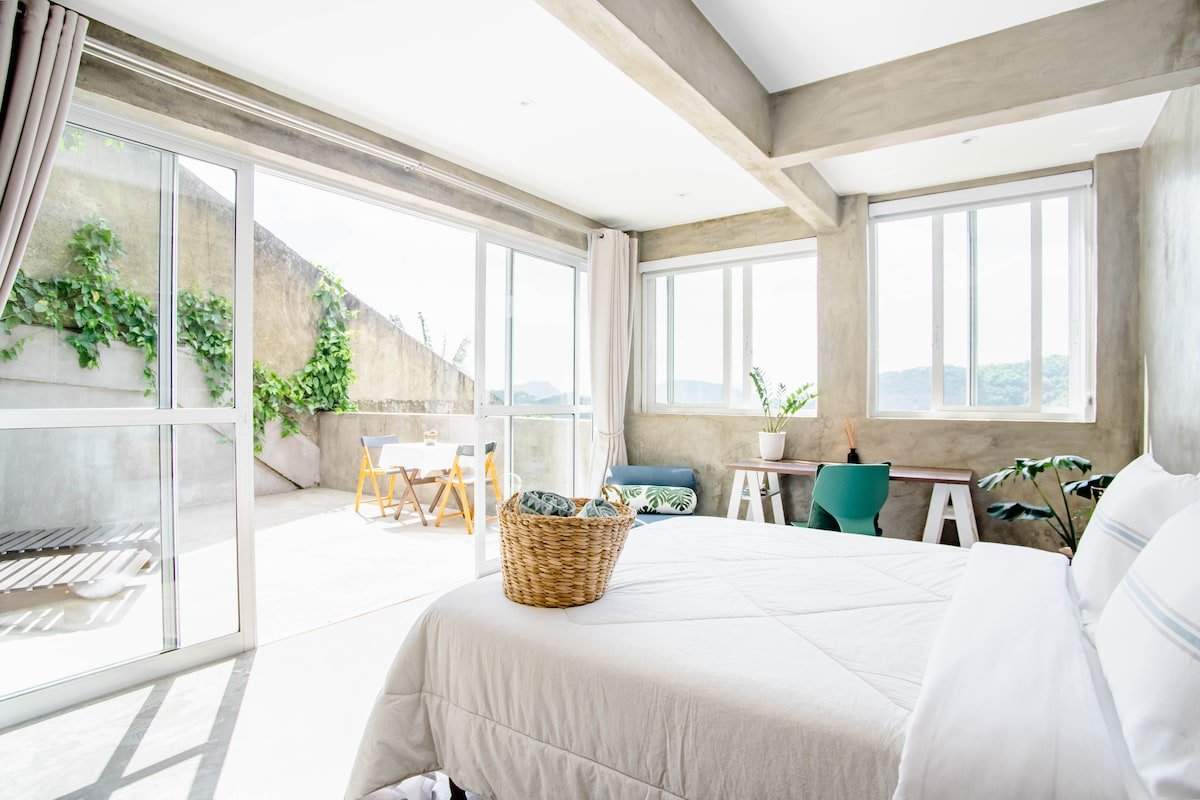 Designed to enjoy the most spectacular view of Rio gallery image 4