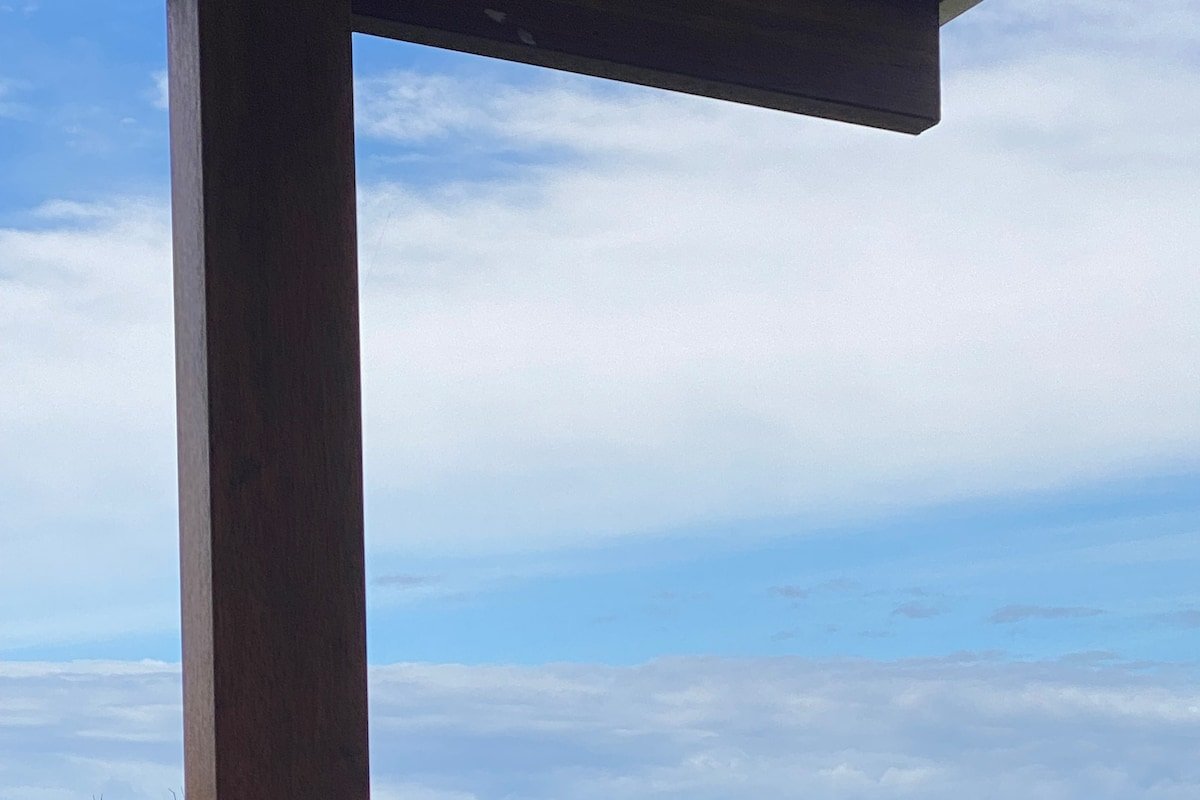 Bliss on the beach: Wake to waves & wildlife gallery image 3