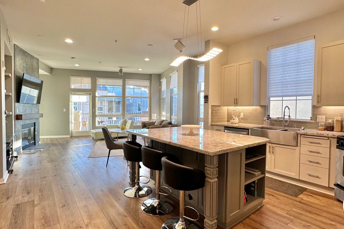 Designer Loft in Playa Vista