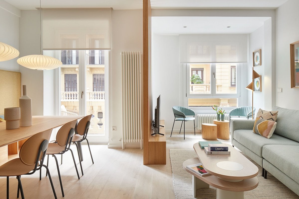 Daira Arena by FeelFree Rentals gallery image 2