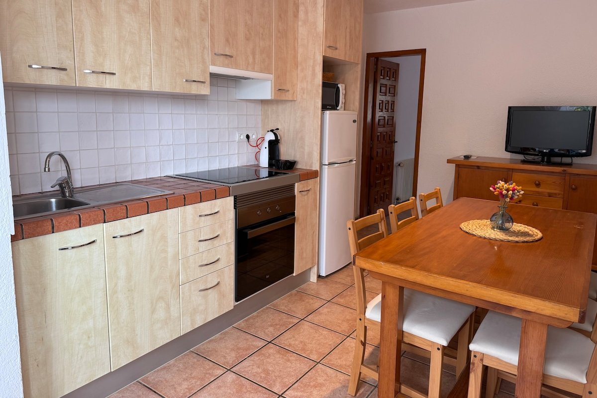 Apartament amb piscina, gimnàs i aparcament gallery image 4