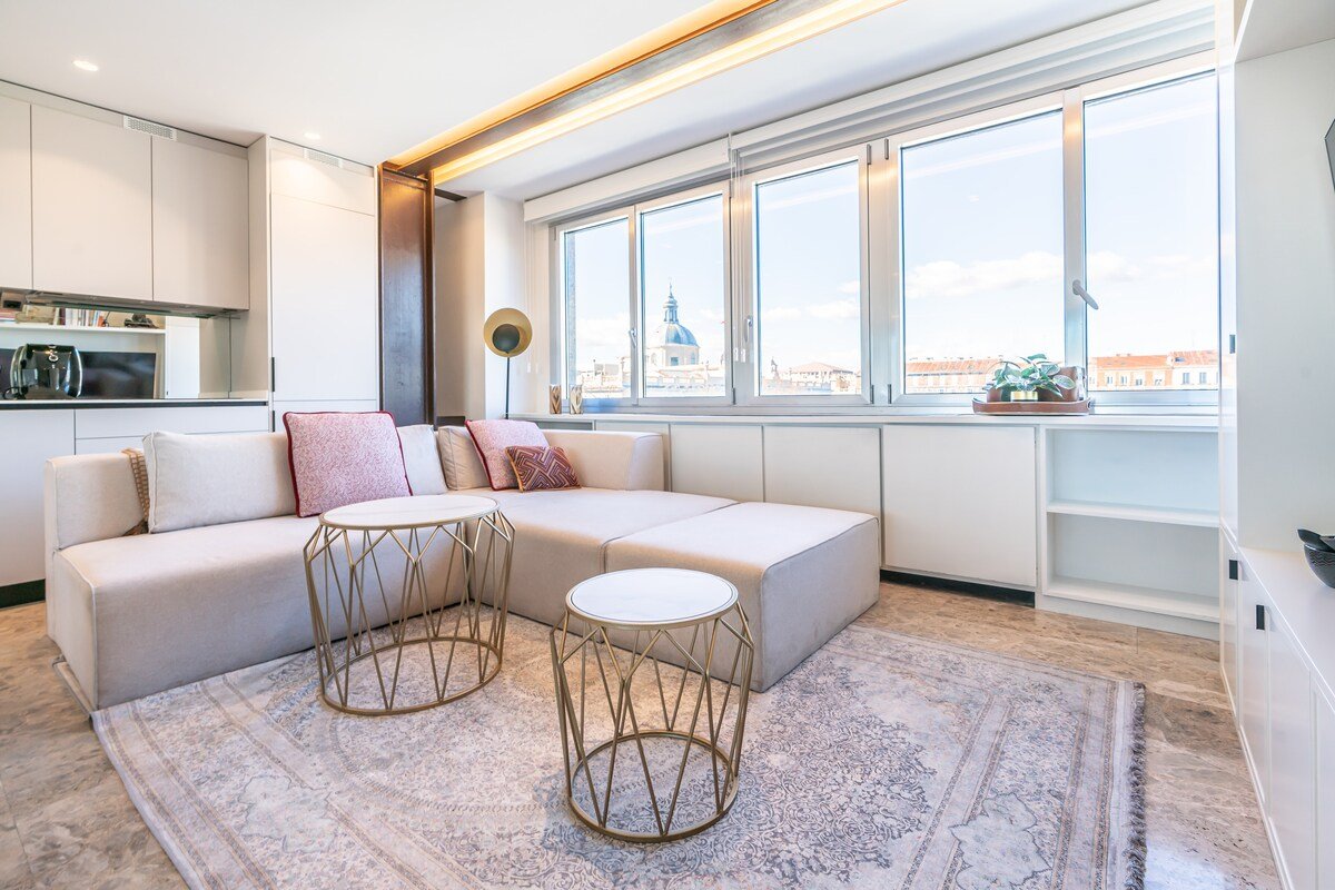 Bright Modern Flat | Heart of Justicia (2) gallery image 5